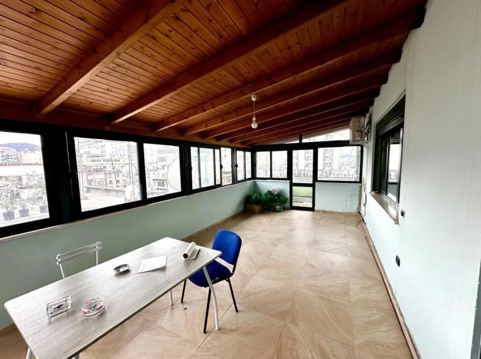 Tirane, shitet apartament , 165 m² 420.000 € 