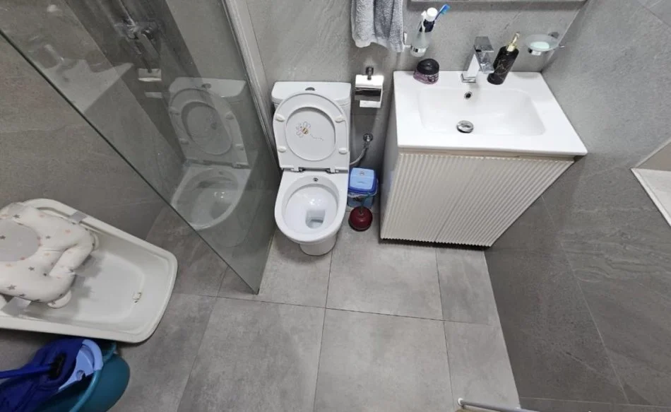 Tirane, jepet me qera apartament 1+1 Kati 2, 65 m² 550 € (Bardhyl)