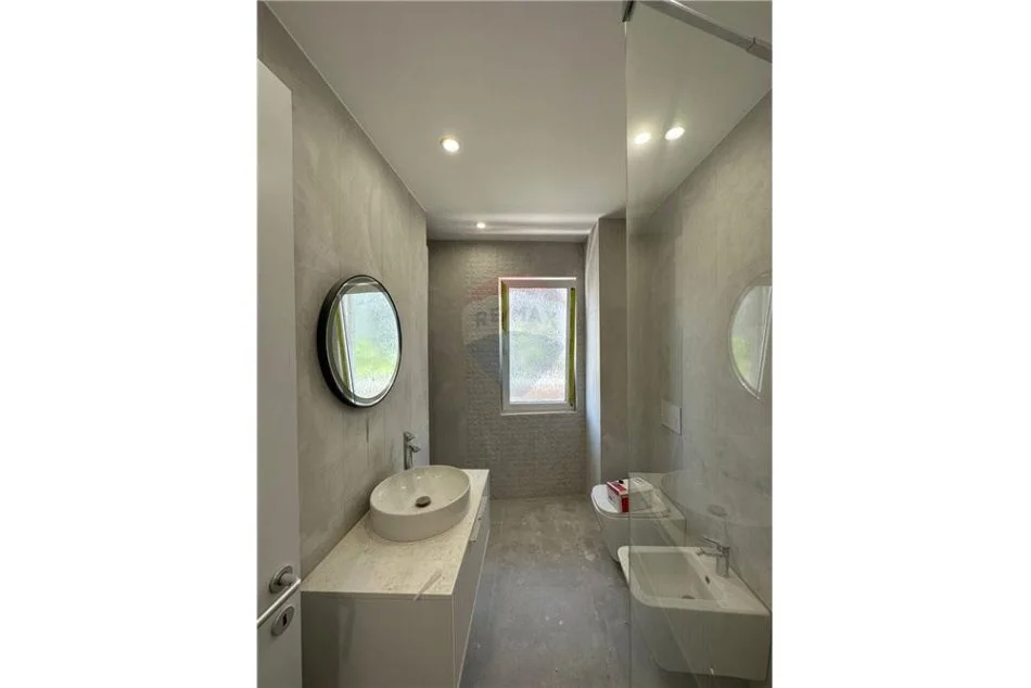 Tirane, shitet apartament , Kati 3, 95 m² 130,000 € 