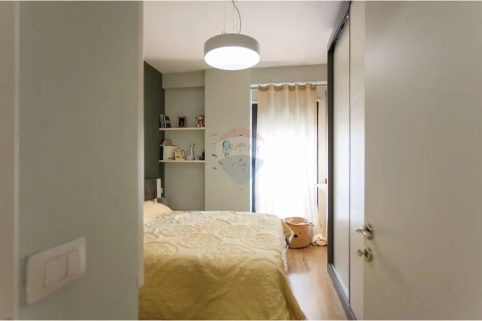 Tirane, jepet me qera apartament 1+1 , 60 m² 600 € (Pazari i Ri, Shqipëri)