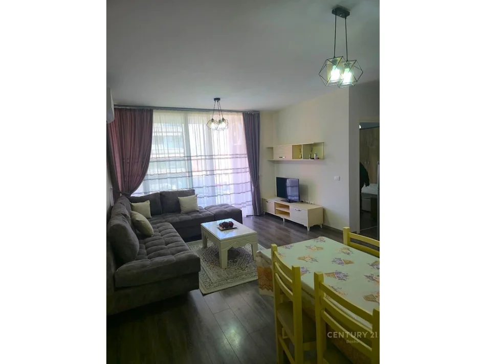 Tirane, jepet me qera apartament 2+1+Aneks+Ballkon Kati 3, 94 m² 750 € (Fiori di Bosko)