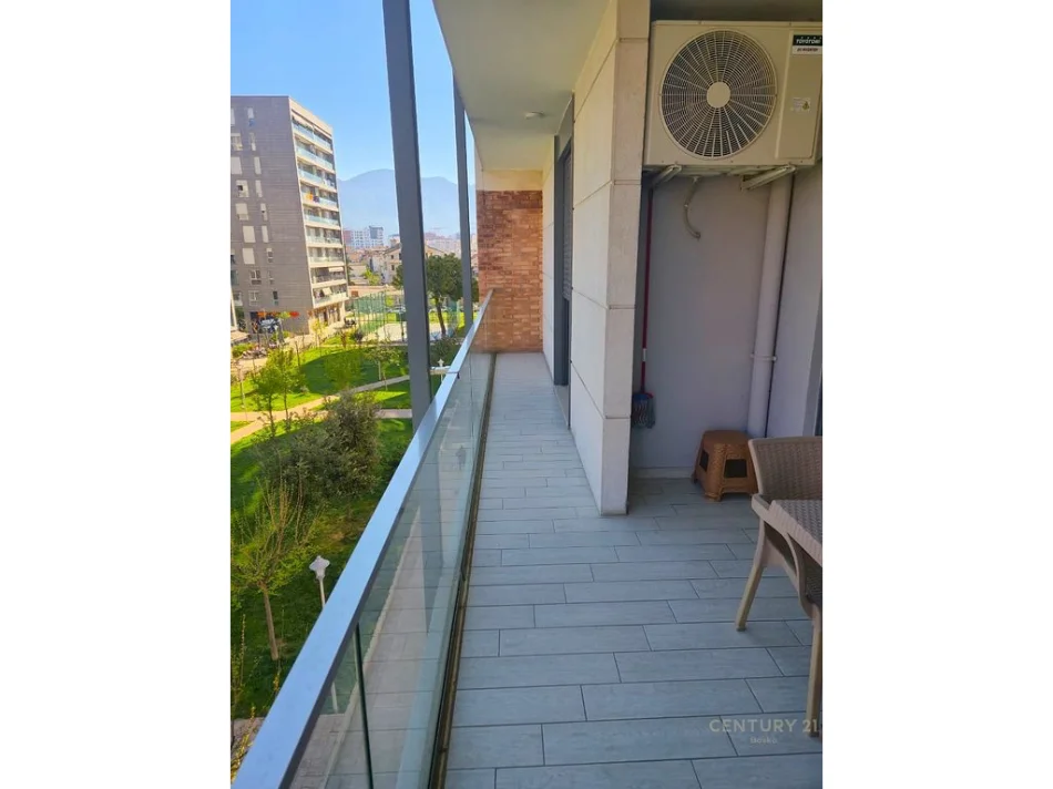 Tirane, jepet me qera apartament 2+1+Aneks+Ballkon Kati 3, 94 m² 750 € (Fiori di Bosko)