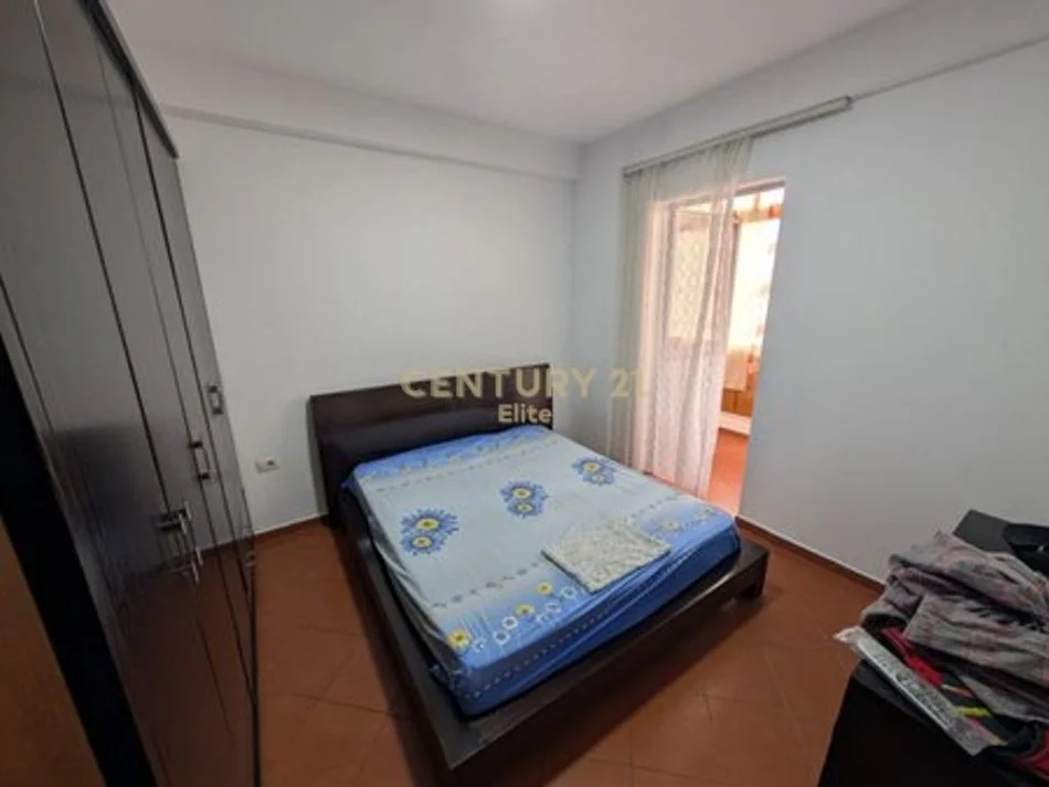 jepet me qera apartament 1+1 Kati 7, 55 m² 500 €