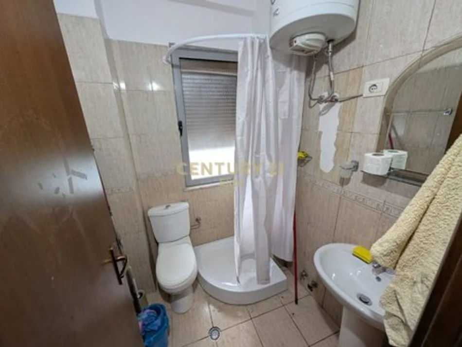 jepet me qera apartament 1+1 Kati 7, 55 m² 500 €