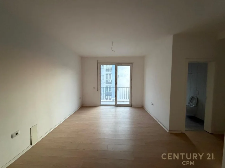 Tirane, shes apartament 2+1+Aneks+Ballkon Kati 5, 91 m² 255.000 € 