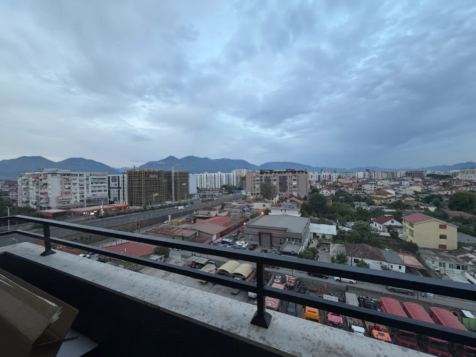 Casa Itala jepet me qera apartament 1+1 Kati 7, 535 € (Rruga pavarsia)