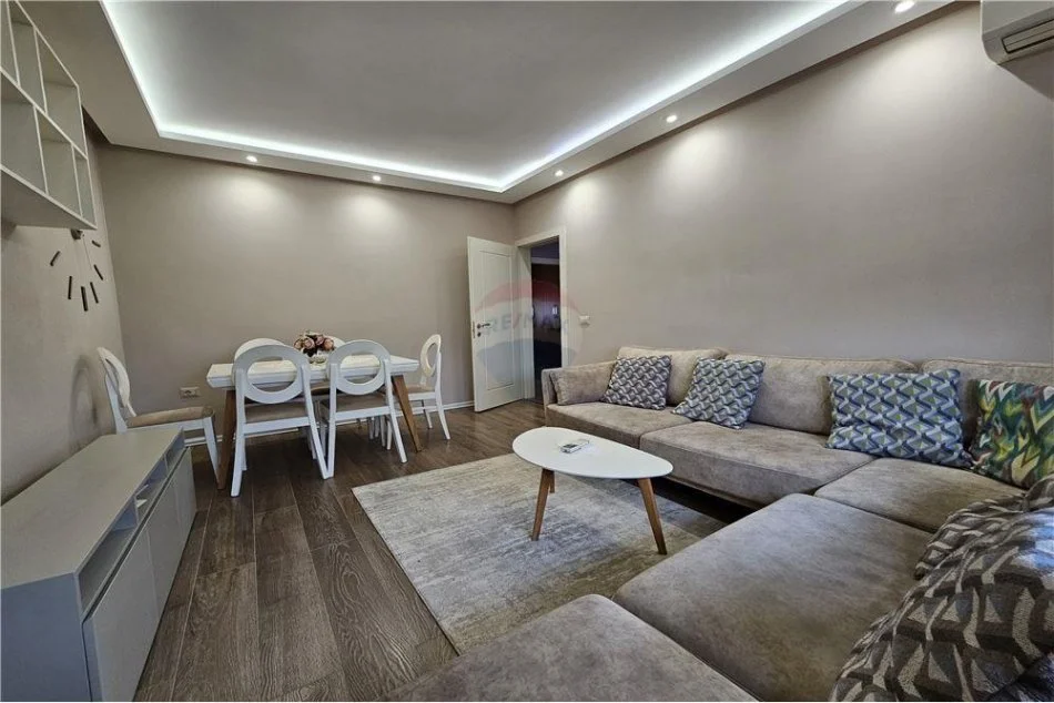 Tirane, shitet apartament , Kati 5, 91 m² 135,000 € 