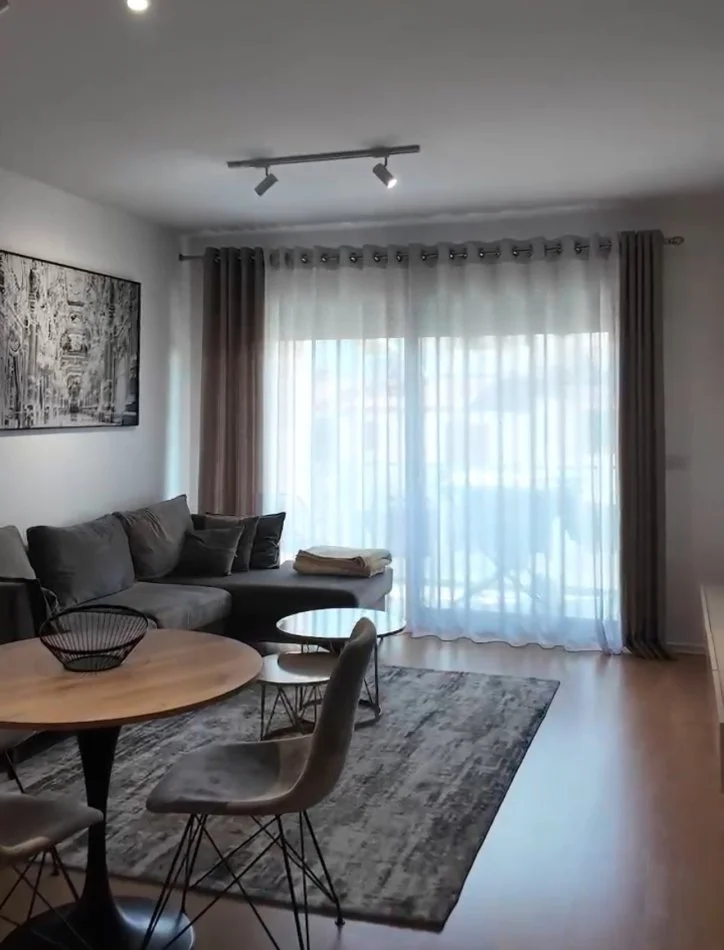 Tirane, jepet me qera apartament 1+1 Kati 2, 67 m² 550 € (Fiori di Bosko)