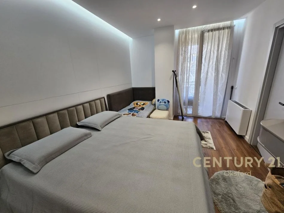 Tirane, shitet apartament 1+1 Kati 6, 73 m² 155.000 € (Ish Fusha Aviacionit)