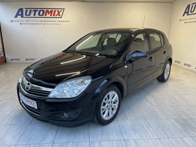 Tirane, shes makine Opel astra Viti 2009, 4.300 Euro