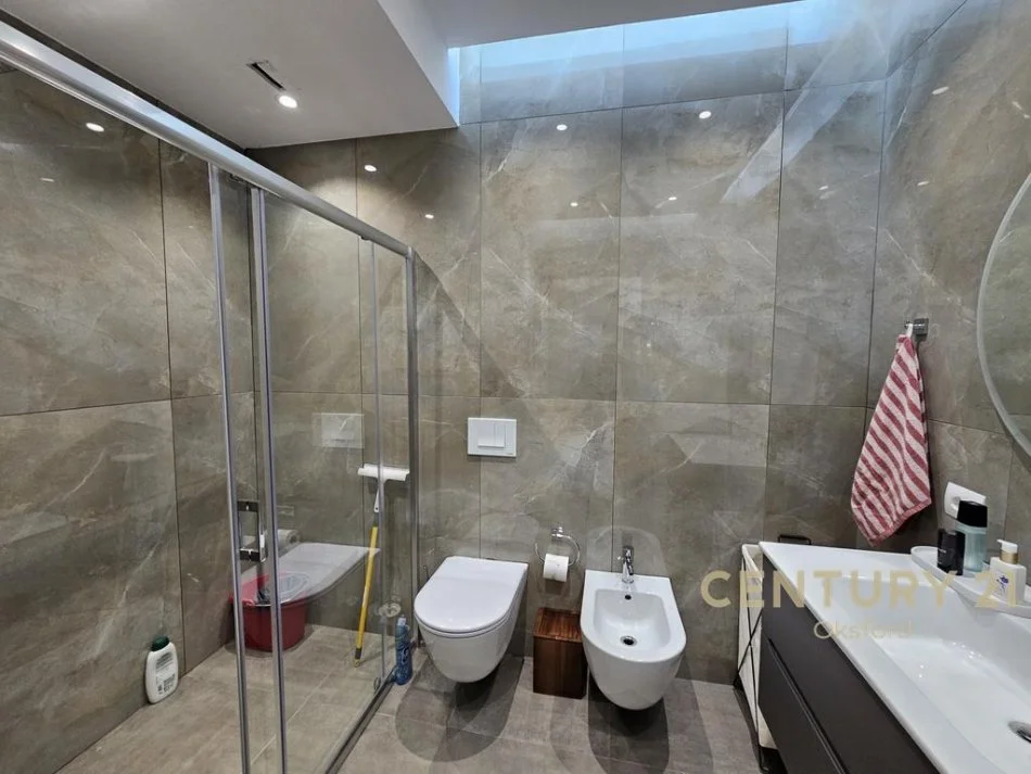 Tirane, shitet apartament 1+1 Kati 6, 73 m² 155.000 € (Ish Fusha Aviacionit)