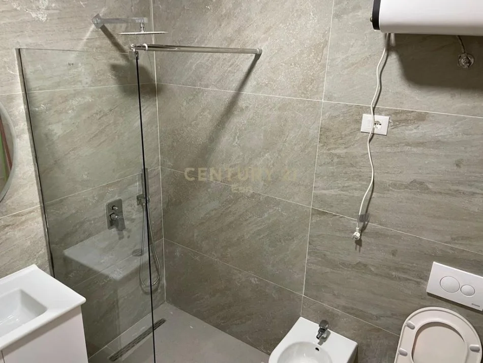 Durres, shitet apartament 2+1 Kati 6, 110 m² 150.000 € (Plazh Iliria)