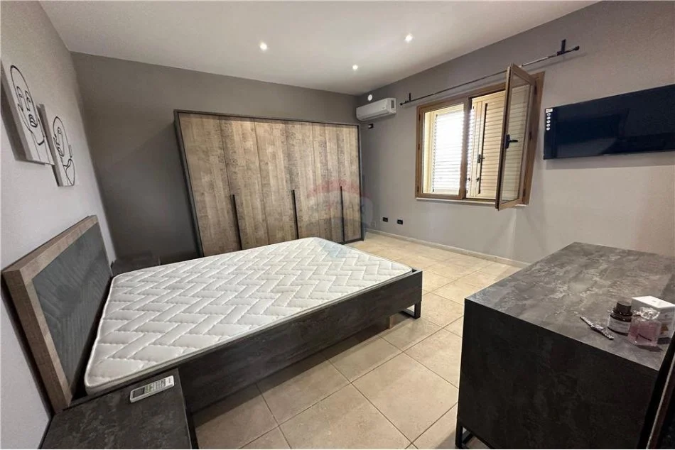 Tirane, apartament , Kati 2, 42 m² 450 € 