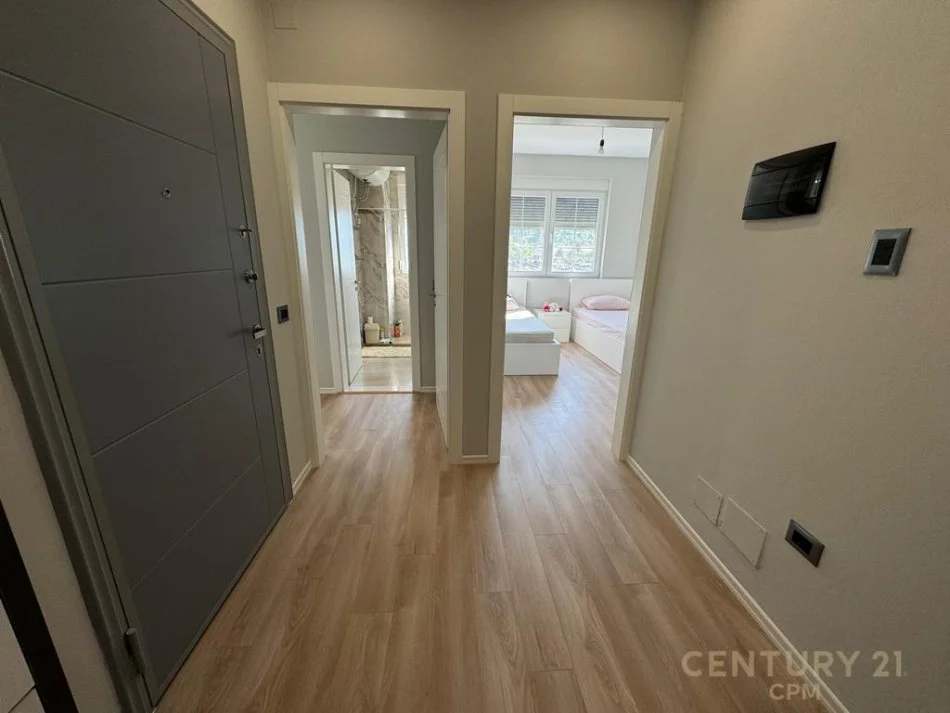 Tirane, shitet apartament 2+1 , 90 m² 129.000 € (Unaza e Re)