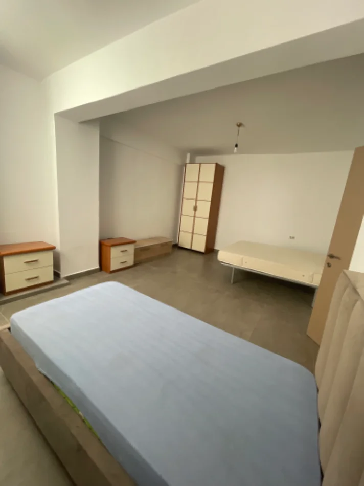 Tirane, jepet me qera apartament 1+1 Kati 0, 350 € 