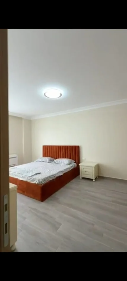 Tirane, jepet me qera apartament 1+1 Kati 5, 67 m² 450 € (Rruga 5 Maji)