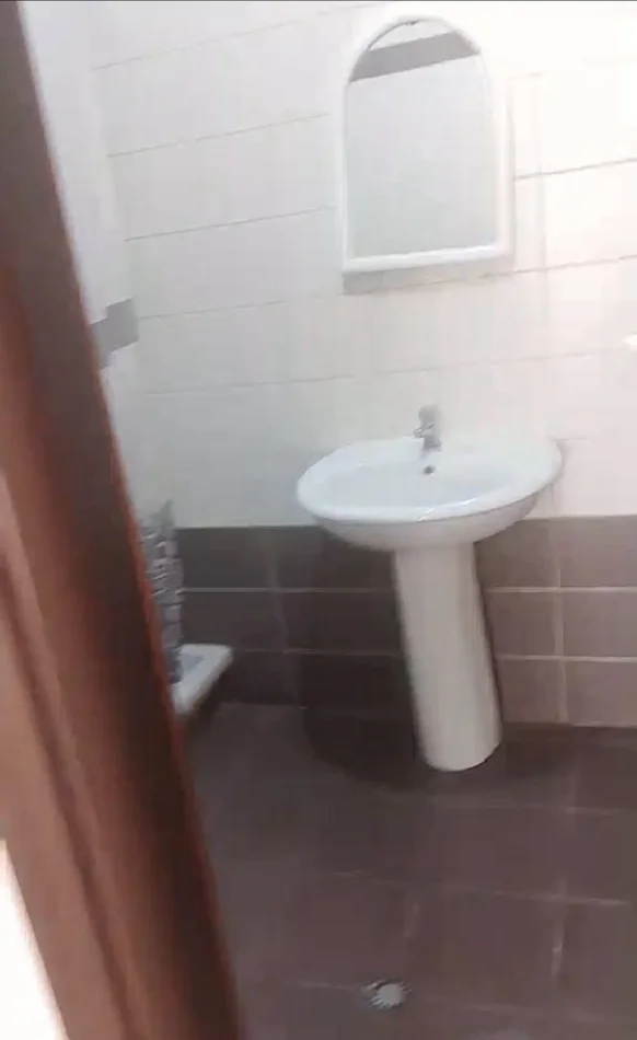 Tirane, jepet me qera apartament 1+1 Kati 5, 60 m² 350 € (Fresku)