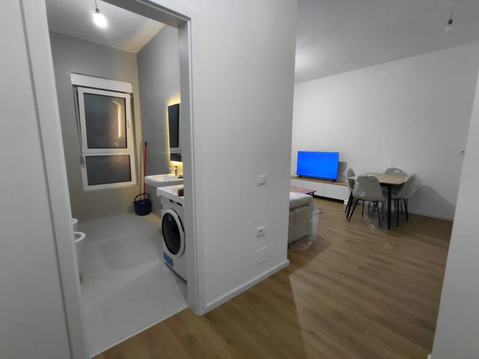 Tirane, jepet me qera apartament 1+1 Kati 3, 70 m² 450 € (Tek Rezidenca Kadiu Ali Demi)