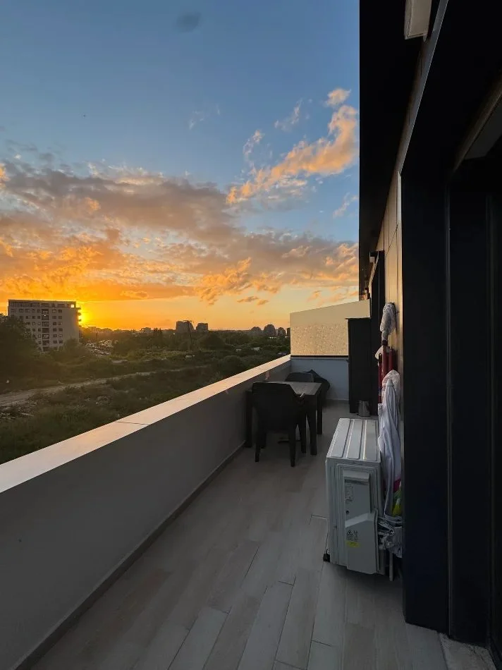 Tirane, jepet me qera apartament 1+1 Kati 3, 75 m² 700 € (Liqeni i Thatë)