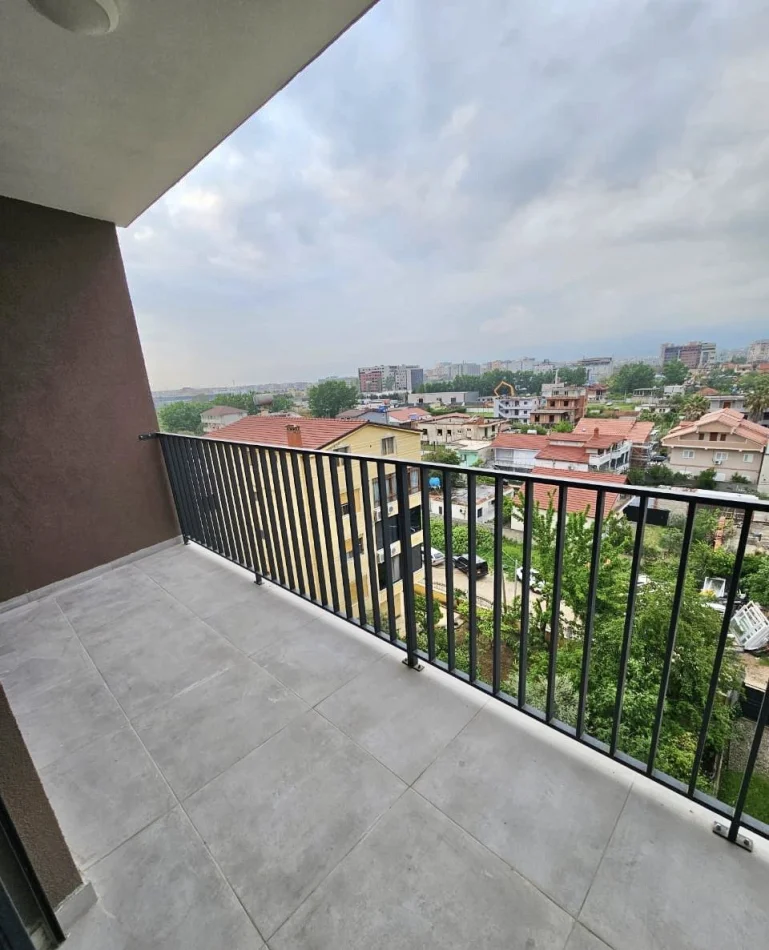 Tirane, jepet me qera apartament 2+1 Kati 5, 100 m² 600 € (Astir)