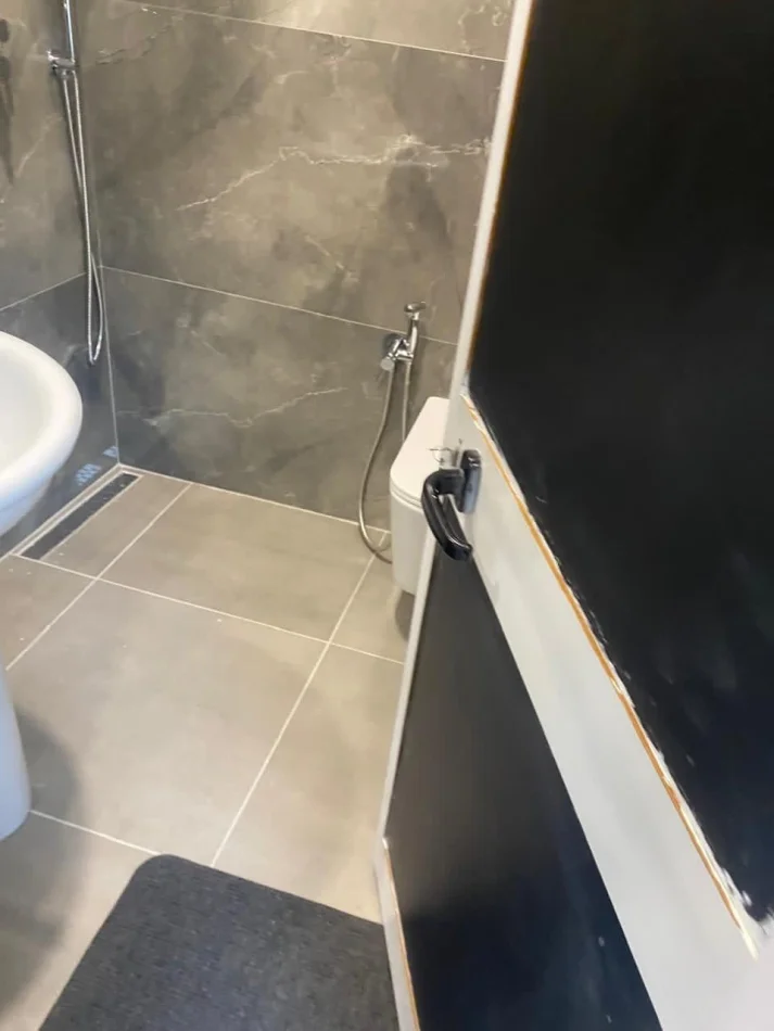 Tirane, jepet me qera apartament 1+1 Kati 0, 35 m² 450 € (Rruga e Kavajës)
