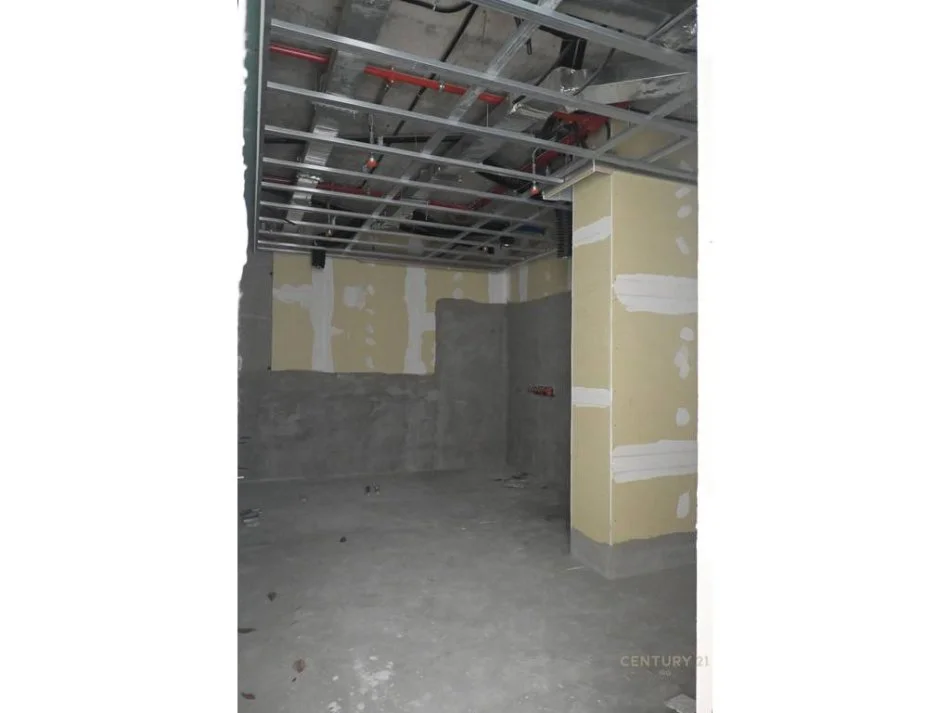 Tirane, shitet apartament 3+1 , 237 m² 975.000 € (Down Town)