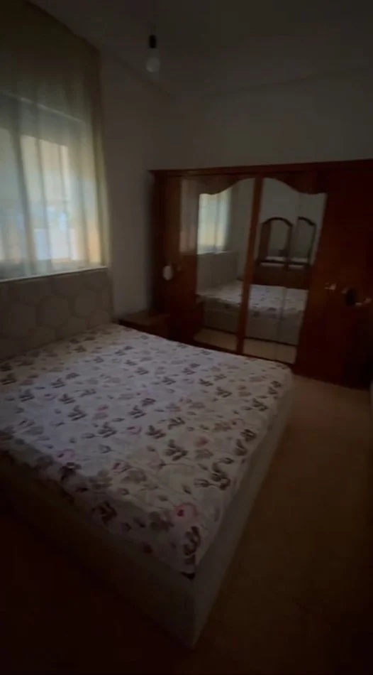 Tirane, jepet me qera 1+1+Ballkon Kati 1, 80 m² 