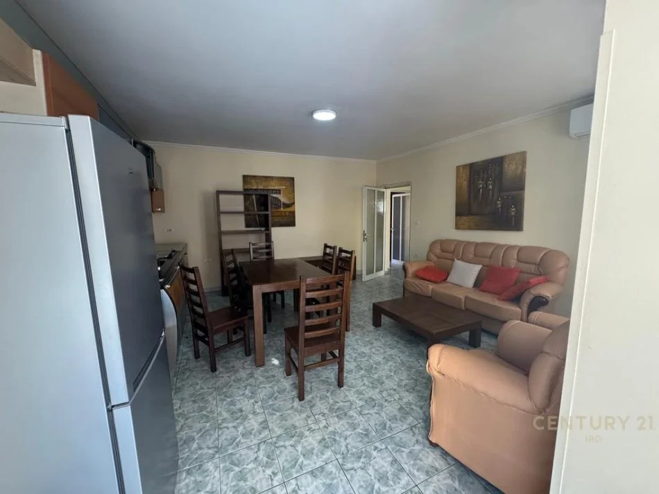 Tirane, shitet apartament 2+1+Ballkon Kati 3, 95 m² 210.000 € 