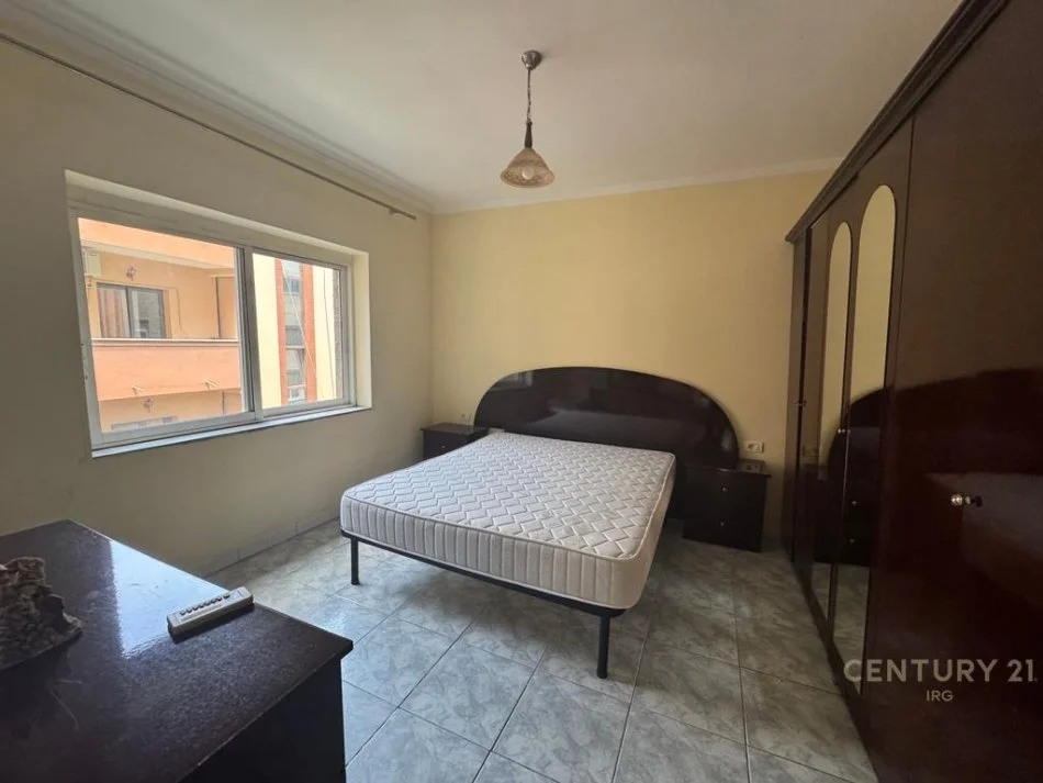Tirane, shitet apartament 2+1+Ballkon Kati 3, 95 m² 210.000 € 