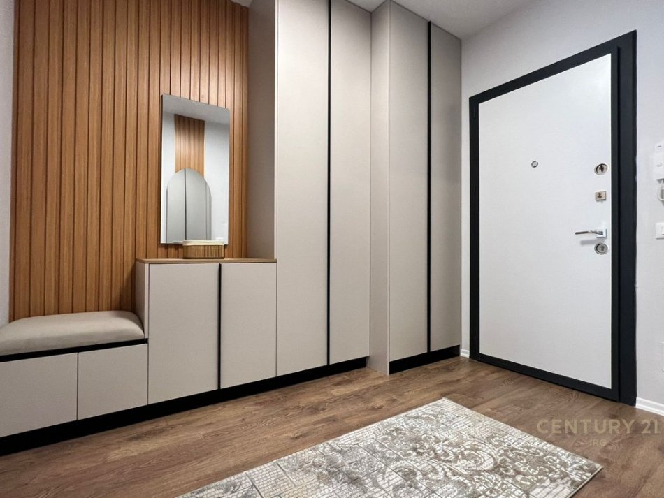 Tirane, jepet me qera apartament 1+1+Ballkon Kati 5, 78 m² 600 € 