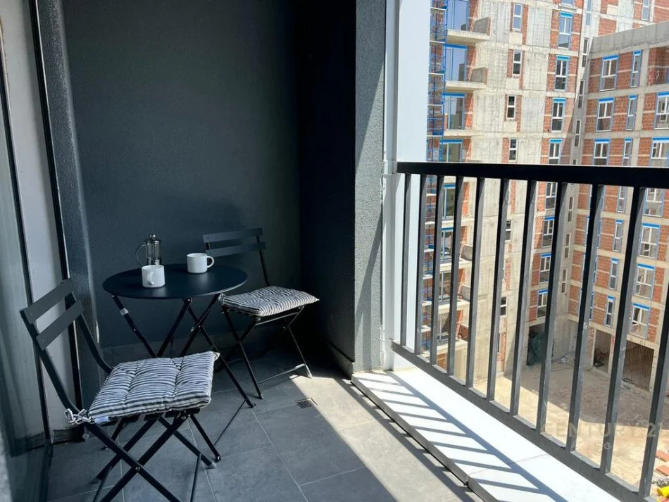 Tirane, jepet me qera apartament 1+1+Ballkon Kati 5, 78 m² 600 € 