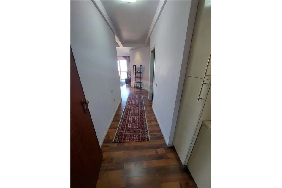 Tirane, shitet apartament Kati 6, 118 m² 192,000 € 