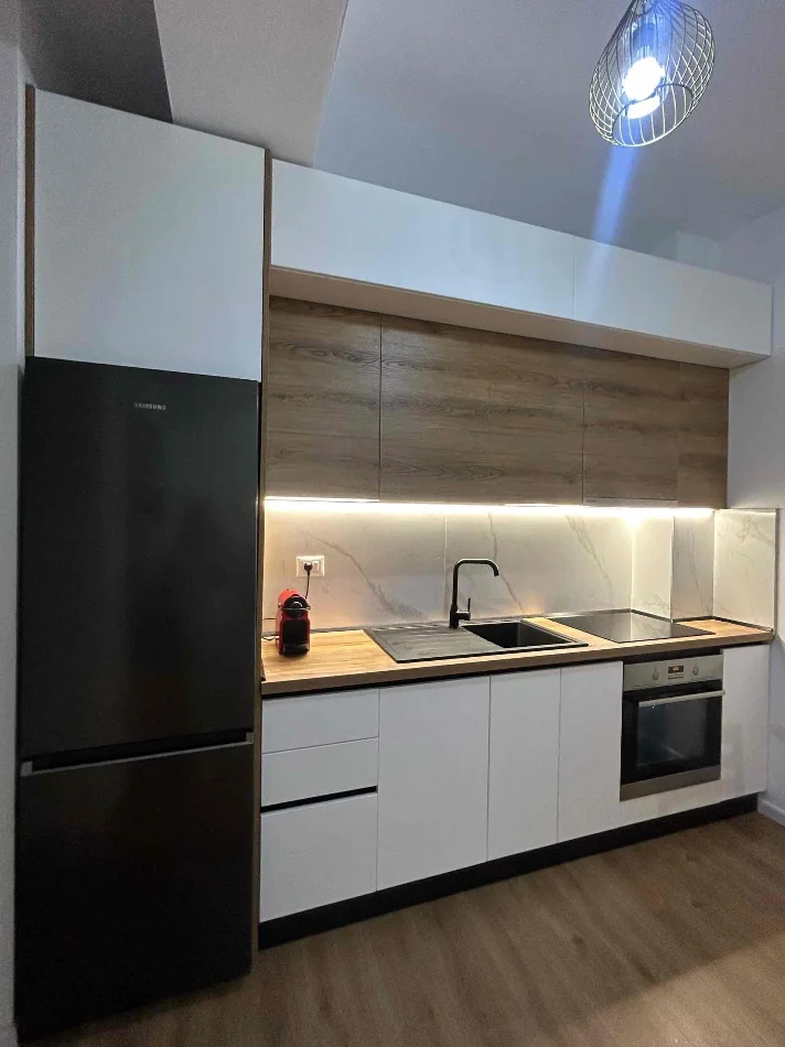 Tirane, jepet me qera apartament 1+1 Kati 2, 50 m² 380 € (Residenca Kaimi ne Ali Dem)