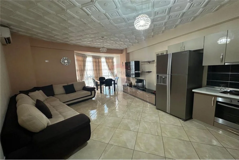Tirane, shitet apartament Kati 5, 100 m² 130,000 € 