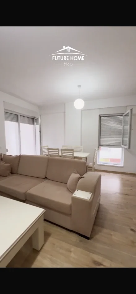 Tirane, jepet me qera apartament 2+1 Kati 3, 85 m² 600 € (Prane 21 Dhjetorit)