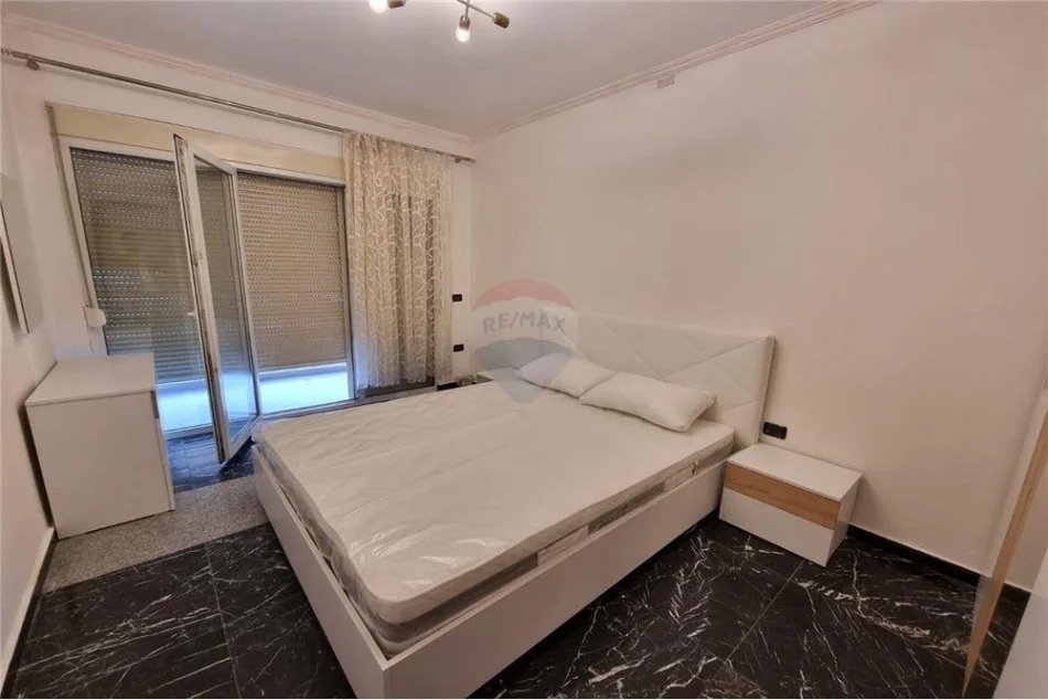 Tirane, jepet me qera apartament Kati 1, 78 m² 450 € 