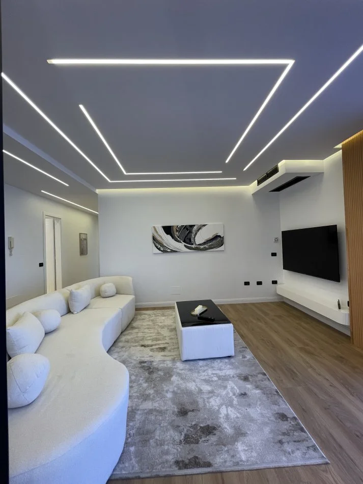 Tirane, shitet apartament 2+1+Ballkon Kati 3, 110 m² 325.000 € (Rruga e kosovareve)