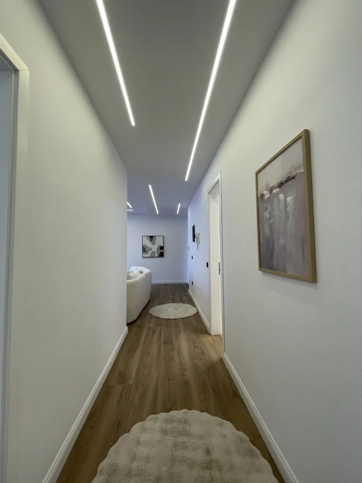 Tirane, shitet apartament 2+1+Ballkon Kati 3, 110 m² 325.000 € (Rruga e kosovareve)