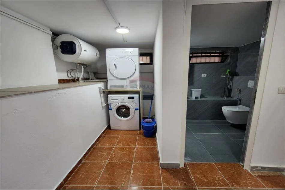 Tirane, jepet me qera apartament Kati 1, 60 m² 350 € 