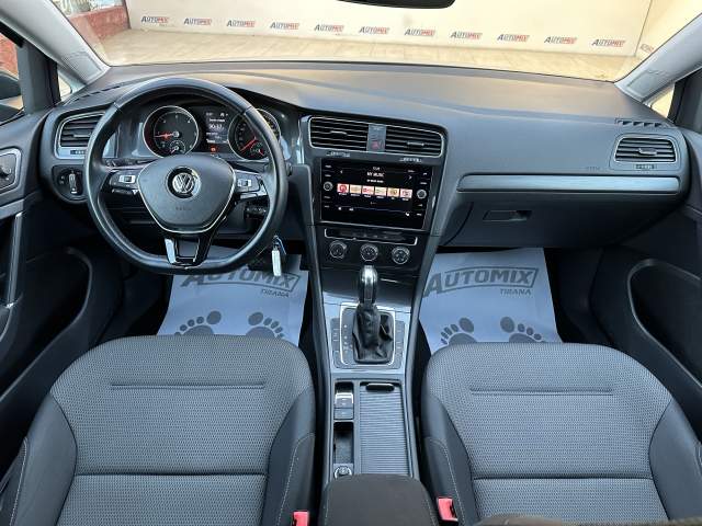 Tirane, shes makine Volkswagen golf 7 Viti 2019, 16.900 Euro