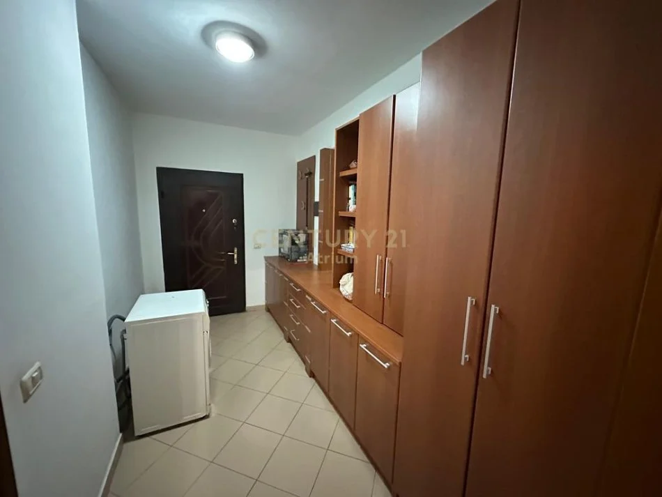 Tirane, shitet apartament 2+1 Kati 5, 100 m² 210.000 € 
