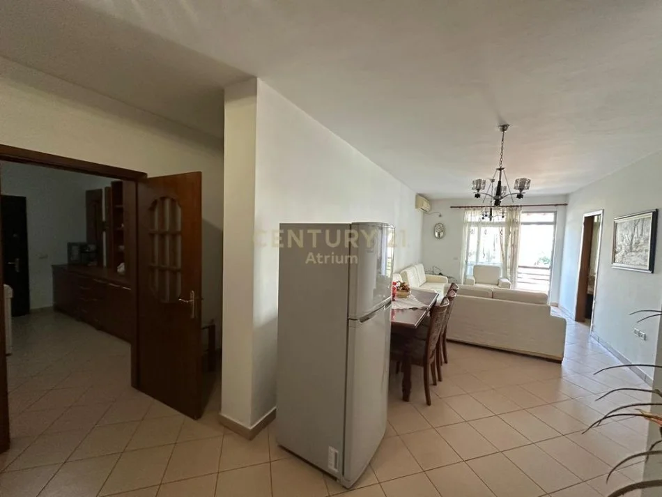 Tirane, shitet apartament 2+1 Kati 5, 100 m² 210.000 € 