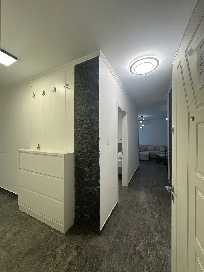 Lezhe Shengjin, Apartament 2+1 me qira, Kati 5, 79 m2 160,000 €