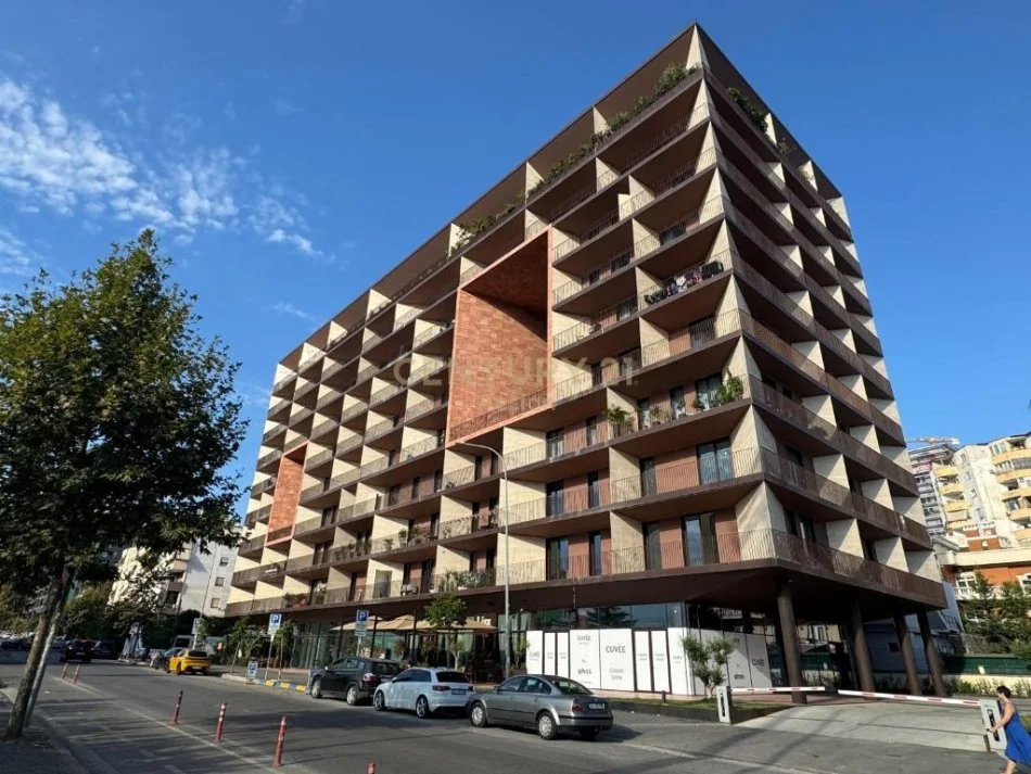 Tirane, shitet apartament 2+1+Aneks+Ballkon Kati 4, 149 m² 630.000 € (Rr.Kosovareve)