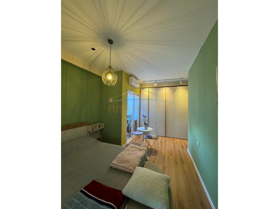 Tirane, jap me qera apartament 2+1+Ballkon Kati 5, 100 m² 800 € (Quartum Residence)