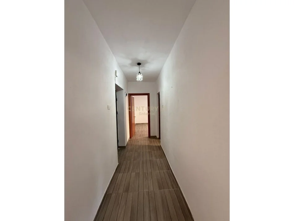Tirane, jepet me qera apartament 1+1 , 71 m² 109.000 € 