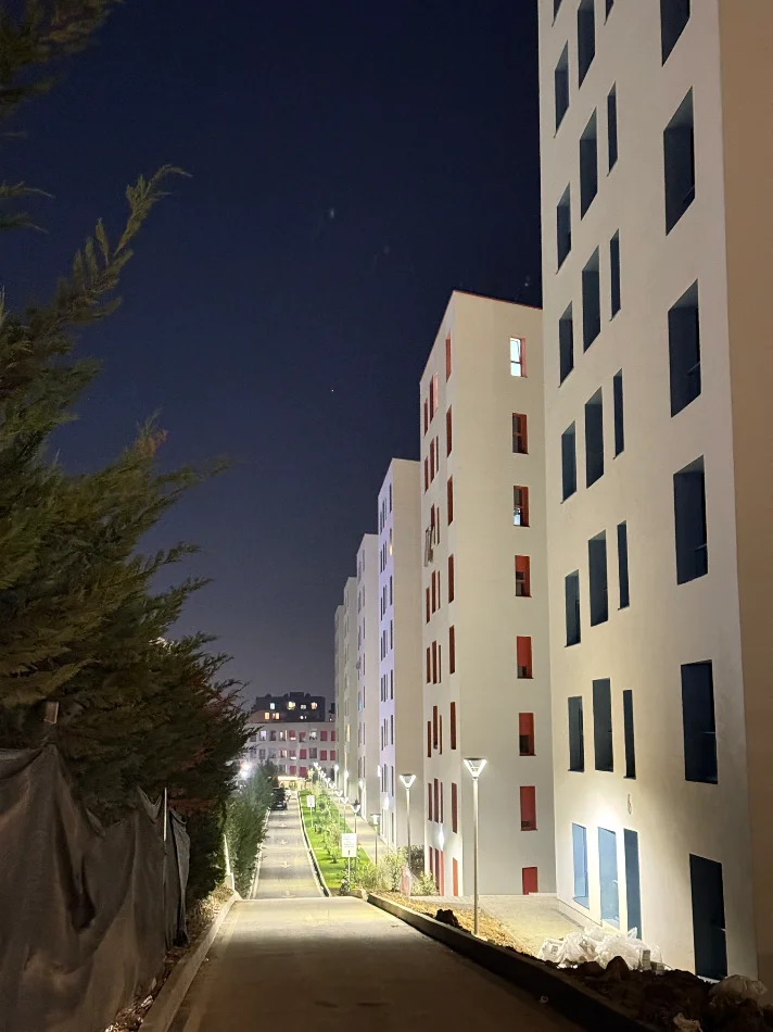 Tirane, jepet me qera apartament Kati 3, 50 m²  450 mije leke.  (Mangalem 21)