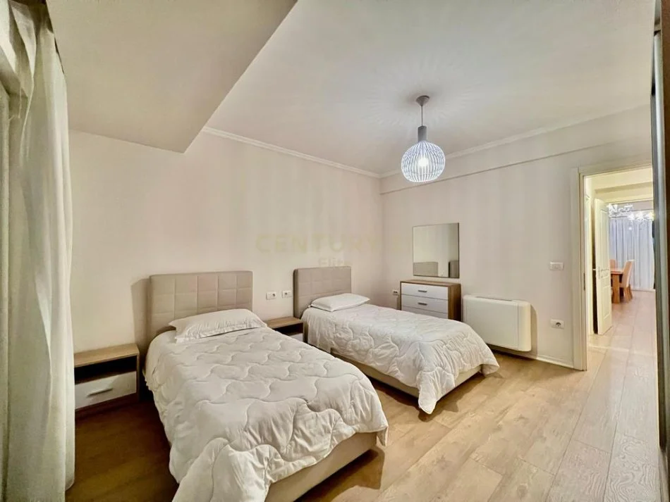 Tirane, jepet me qera apartament 2+1 Kati 3, 132 m² 1.250 € (Don Bosko)