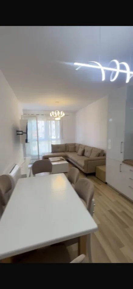 Tirane, jepet me qera apartament 2+1 Kati 2, 113 m² 400 € (Color Splash Residence ne Paskuqan)