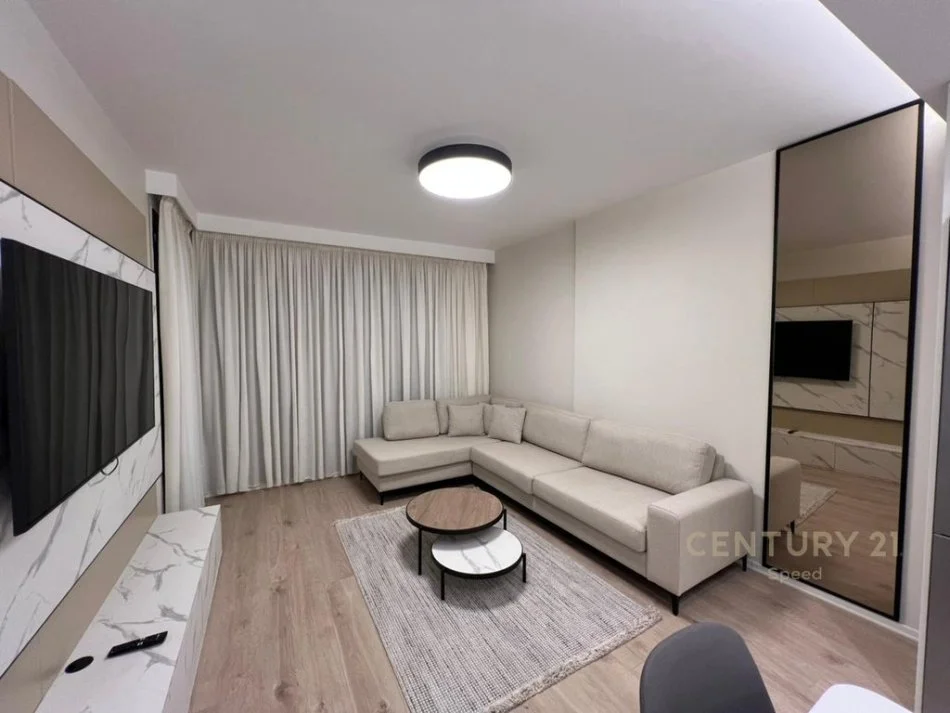 Tirane, jepet me qera apartament 1+1 Kati 3, 77 m² 1.000 € (Rr. Barikadave)